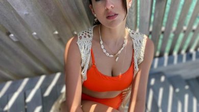 Photo of Sara Ali Khan shares captivating pictures while chilling beachside!