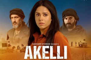 Akeli Movie Review
